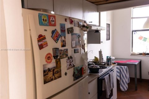 Condominio en venta en North Miami, Florida, 2 dormitorios, 117.06 m2 № 1962695 - foto 16