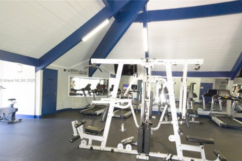 Condominio en venta en North Miami, Florida, 2 dormitorios, 117.06 m2 № 1962695 - foto 13