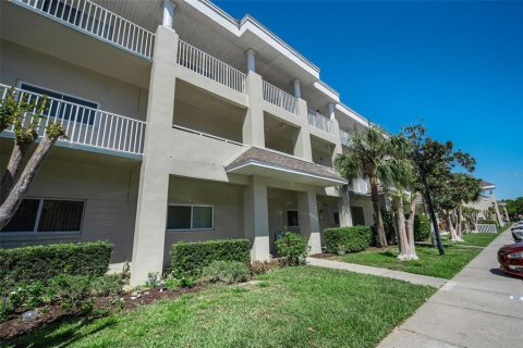 Condominio en venta en Clearwater, Florida, 3 dormitorios, 129.78 m2 № 2149197 - foto 4