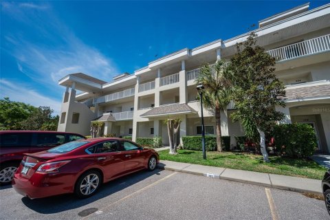 Condominio en venta en Clearwater, Florida, 3 dormitorios, 129.78 m2 № 2149197 - foto 3