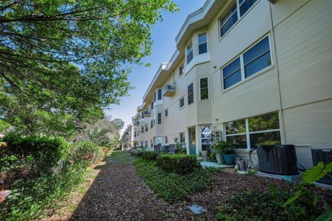 Condominio en venta en Clearwater, Florida, 3 dormitorios, 129.78 m2 № 2149197 - foto 11