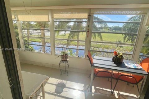 Condominio en venta en Lauderdale Lakes, Florida, 2 dormitorios, 96.99 m2 № 2005934 - foto 29