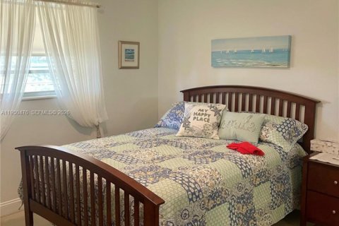 Condominio en venta en Lauderdale Lakes, Florida, 2 dormitorios, 96.99 m2 № 2005934 - foto 14