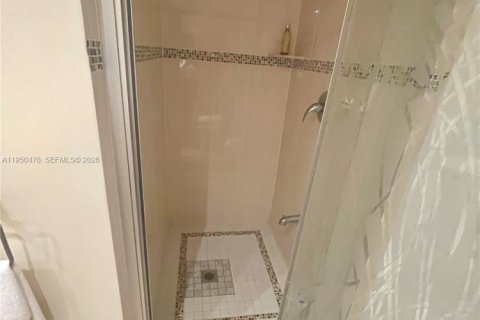 Condominio en venta en Lauderdale Lakes, Florida, 2 dormitorios, 96.99 m2 № 2005934 - foto 27