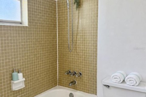 Copropriété à louer à Saint Petersburg, Floride: 2 chambres, 99.87 m2 № 2427162 - photo 16