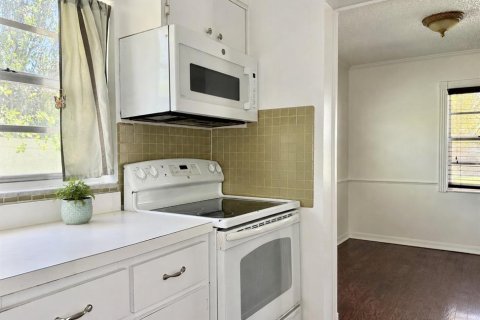 Copropriété à louer à Saint Petersburg, Floride: 2 chambres, 99.87 m2 № 2427162 - photo 10