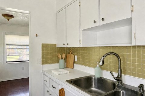 Copropriété à louer à Saint Petersburg, Floride: 2 chambres, 99.87 m2 № 2427162 - photo 9