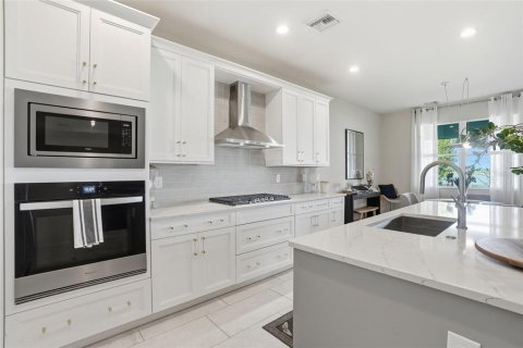 Villa ou maison à vendre à Punta Gorda, Floride: 4 chambres, 317.54 m2 № 2237338 - photo 8
