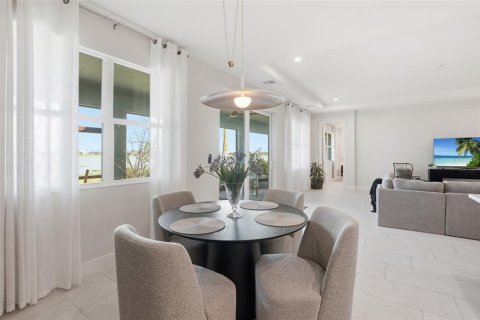 Villa ou maison à vendre à Punta Gorda, Floride: 4 chambres, 317.54 m2 № 2237338 - photo 11