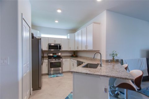 House in Bradenton, Florida 2 bedrooms, 145.3 sq.m. № 1885740 - photo 4