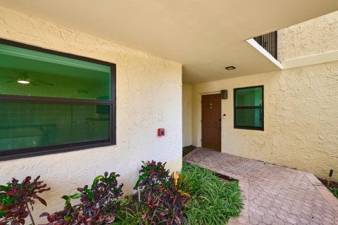 Copropriété à vendre à North Palm Beach, Floride: 2 chambres, 186.83 m2 № 2177527 - photo 5