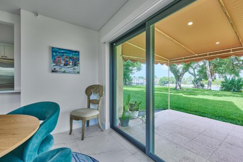 Copropriété à vendre à North Palm Beach, Floride: 2 chambres, 186.83 m2 № 2177527 - photo 14