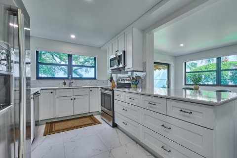 Copropriété à vendre à North Palm Beach, Floride: 2 chambres, 186.83 m2 № 2177527 - photo 19