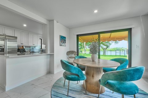 Copropriété à vendre à North Palm Beach, Floride: 2 chambres, 186.83 m2 № 2177527 - photo 13