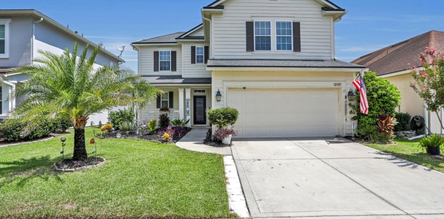Casa en Jacksonville, Florida 5 dormitorios, 250 m2 № 859607