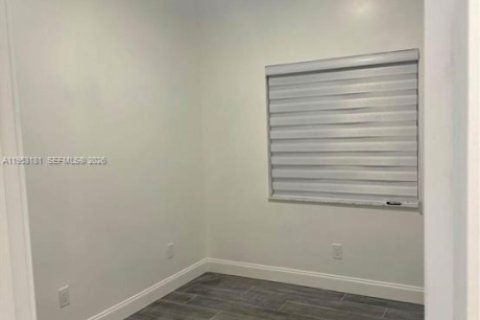 Casa en venta en Sunrise, Florida, 2 dormitorios, 86.86 m2 № 2007527 - foto 14