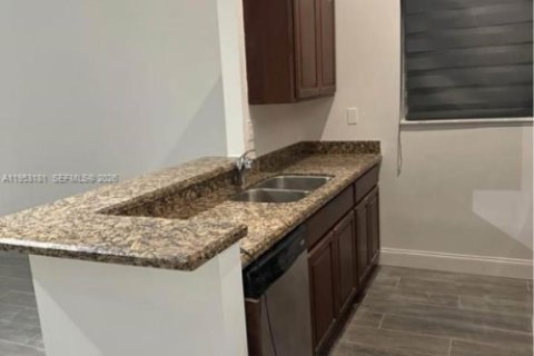 Casa en venta en Sunrise, Florida, 2 dormitorios, 86.86 m2 № 2007527 - foto 8