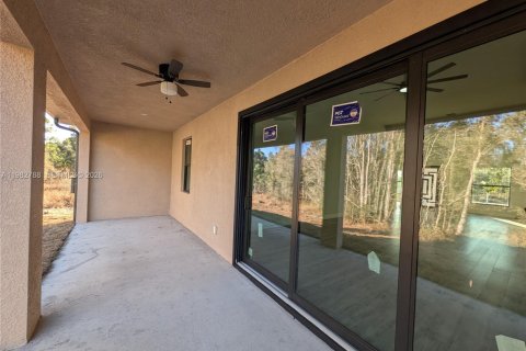 House in Lehigh Acres, Florida 4 bedrooms № 2049262 - photo 12