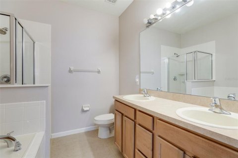 Купить таунхаус в Винтер-Спрингс, Флорида 9 комнат, 182.09м2, № 1516864 - фото 8