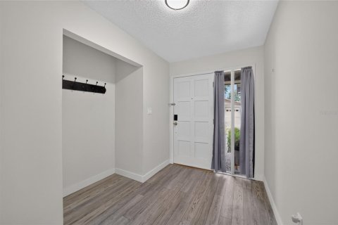 Townhouse in Ocala, Florida 2 bedrooms, 107.95 sq.m. № 2199401 - photo 23