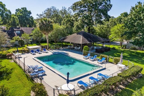 Townhouse in Ocala, Florida 2 bedrooms, 107.95 sq.m. № 2199401 - photo 3