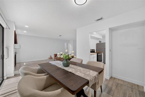 Townhouse in Ocala, Florida 2 bedrooms, 107.95 sq.m. № 2199401 - photo 15