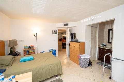 Copropriété à louer à Lauderhill, Floride: 2 chambres, 83.98 m2 № 2183596 - photo 27