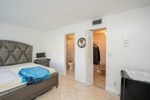 Copropriété à louer à Lauderhill, Floride: 2 chambres, 83.98 m2 № 2183596 - photo 12
