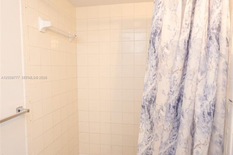 Copropriété à louer à Lauderhill, Floride: 2 chambres, 83.98 m2 № 2183596 - photo 15