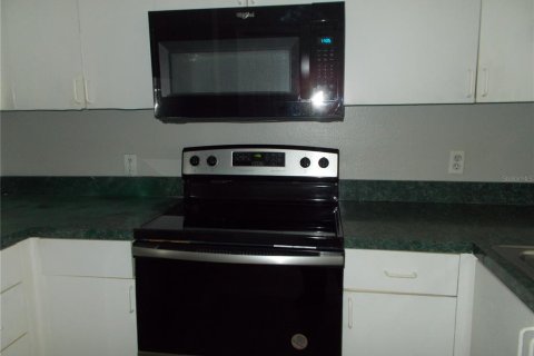 Купить таунхаус в Киссимми, Флорида 5 комнат, 128.21м2, № 1831493 - фото 17