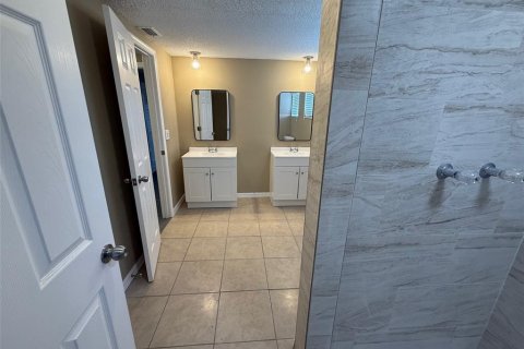 Casa en venta en Port Richey, Florida, 3 dormitorios, 163.23 m2 № 2102221 - foto 14