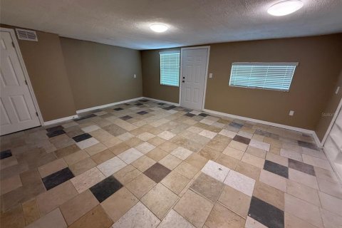 Casa en venta en Port Richey, Florida, 3 dormitorios, 163.23 m2 № 2102221 - foto 18