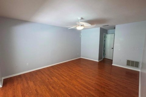 Villa ou maison à louer à Palm Harbor, Floride: 3 chambres, 190.82 m2 № 2405208 - photo 8