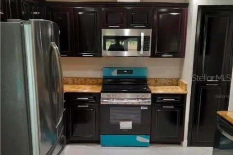Villa ou maison à louer à Palm Harbor, Floride: 3 chambres, 190.82 m2 № 2405208 - photo 6