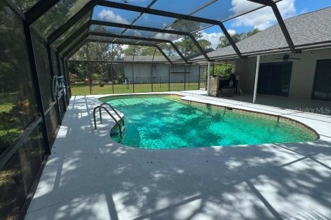 Villa ou maison à louer à Palm Harbor, Floride: 3 chambres, 190.82 m2 № 2405208 - photo 17