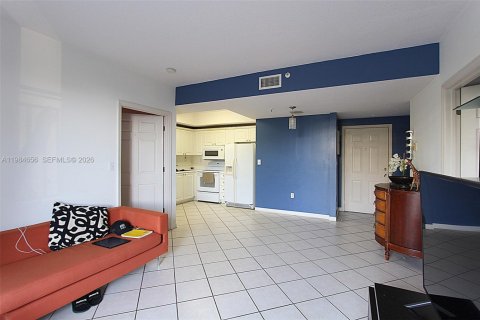 Condo in Miami, Florida, 2 bedrooms  № 2045830