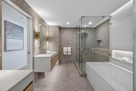 Copropriété à vendre à Pompano Beach, Floride: 3 chambres, 256.41 m2 № 2146168 - photo 22