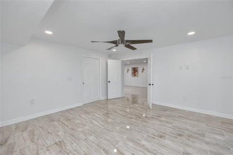 Condo in South Pasadena, Florida, 2 bedrooms  № 1851036 - photo 28