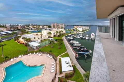 Condo in South Pasadena, Florida, 2 bedrooms  № 1851036 - photo 4