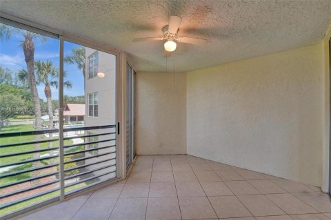 Condo in Davie, Florida, 3 bedrooms  № 1921876 - photo 18