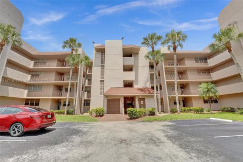 Condo in Davie, Florida, 3 bedrooms  № 1921876 - photo 2