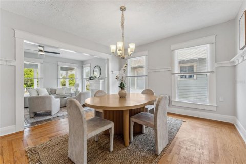 Casa en venta en Tampa, Florida, 6 dormitorios, 274.99 m2 № 2123490 - foto 24