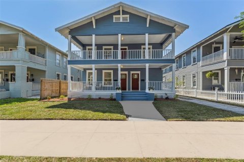 Villa ou maison à Tampa, Floride 6 chambres, 274.99 m2 № 2123490