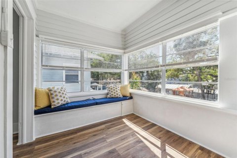 Casa en venta en Tampa, Florida, 6 dormitorios, 274.99 m2 № 2123490 - foto 27