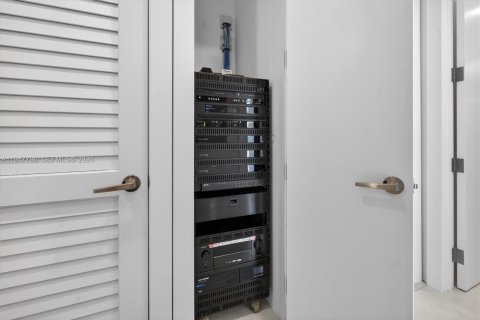 Villa ou maison à vendre à Key Biscayne, Floride: 5 chambres, 300.07 m2 № 2004162 - photo 18