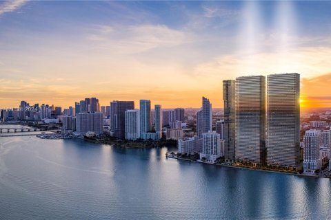 Condo in Miami, Florida, 1 bedroom  № 1862842 - photo 2