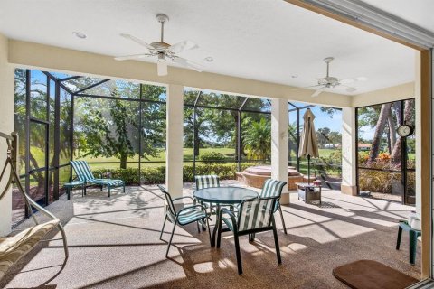 House in St. Lucie, Florida 3 bedrooms, 238.02 sq.m. № 2192915 - photo 11