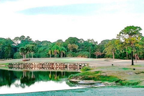 House in St. Lucie, Florida 3 bedrooms, 238.02 sq.m. № 2192915 - photo 6