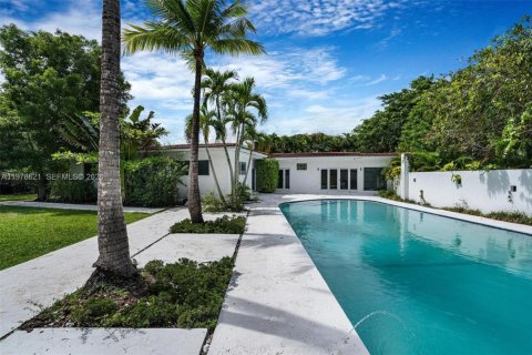 Casa en alquiler en South Miami, Florida, 4 dormitorios, 238.48 m2 № 2079148 - foto 19