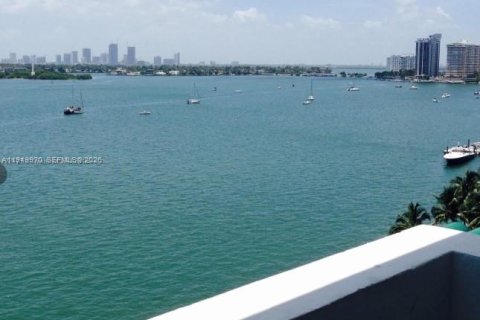Снять в аренду кондоминиум в Майами-Бич, Флорида 1 спальня, 79.15м2, № 2005615 - фото 7